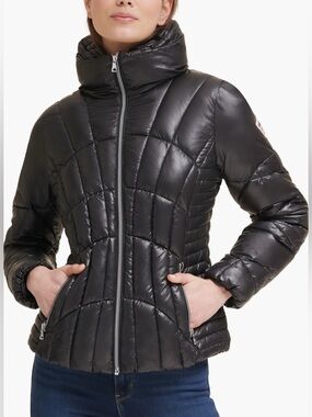 NWT GUESS Quilted Puffer Jacket size XXL